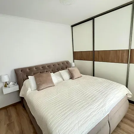 Lux Modern Near Center With Free Private Parking *