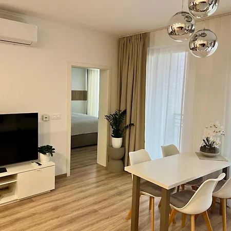 Lux Modern Near Center With Free Private Parking *