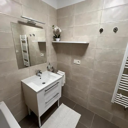 Lux Modern Near Center With Free Private Parking * Bratysława