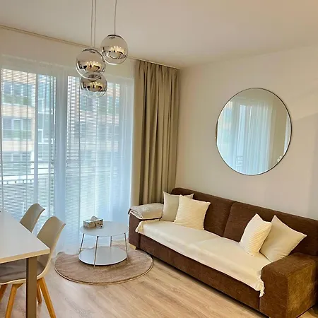 Lux Modern Near Center With Free Private Parking * Bratysława